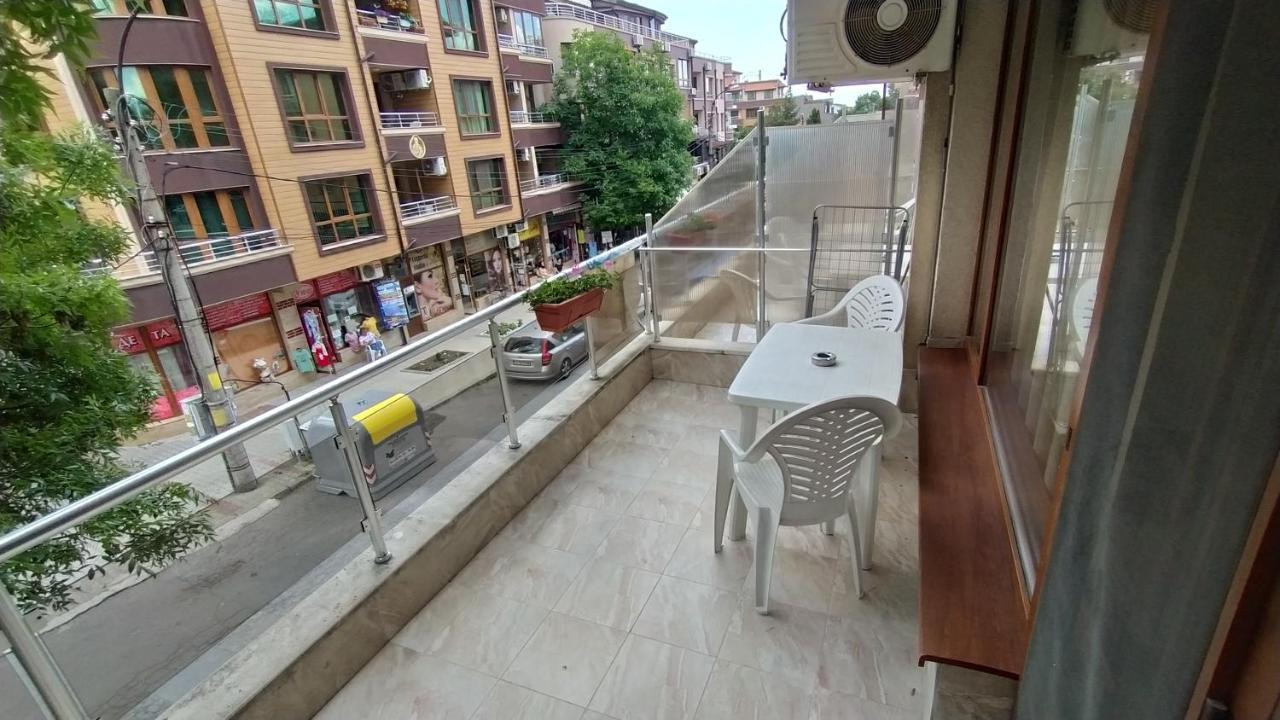 Sunny Sands Studios Burgas Extérieur photo