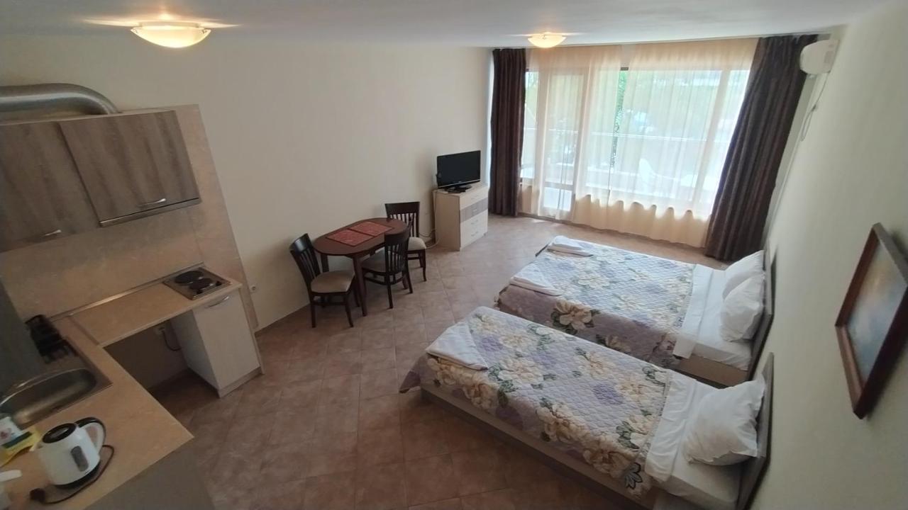 Sunny Sands Studios Burgas Extérieur photo