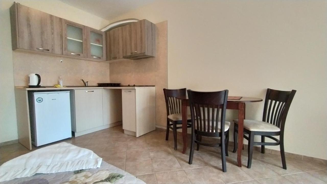 Sunny Sands Studios Burgas Extérieur photo