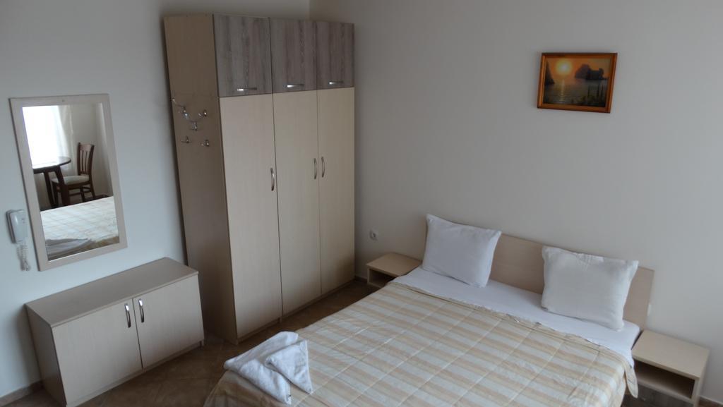 Sunny Sands Studios Burgas Extérieur photo