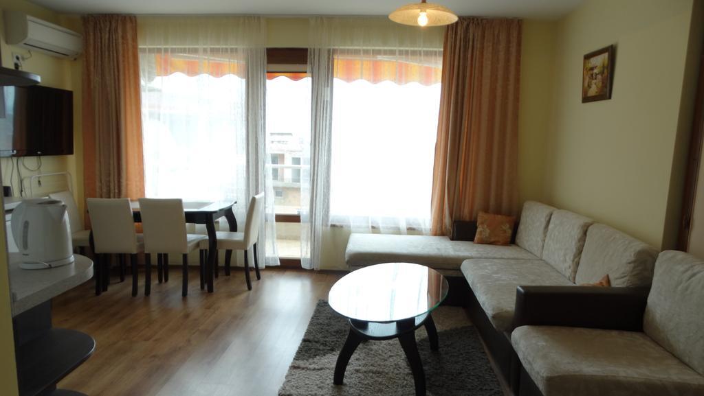 Sunny Sands Studios Burgas Extérieur photo