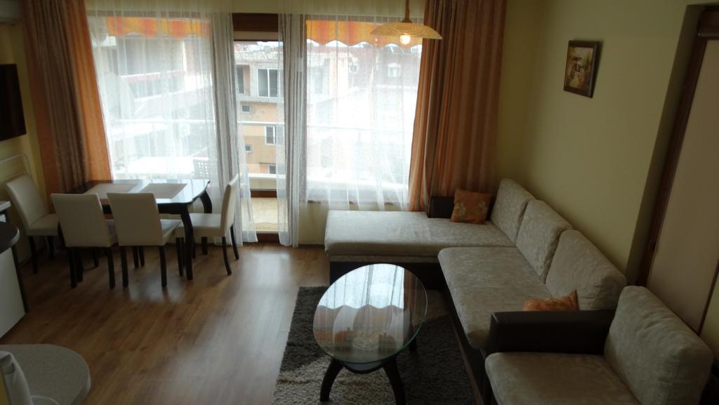 Sunny Sands Studios Burgas Extérieur photo