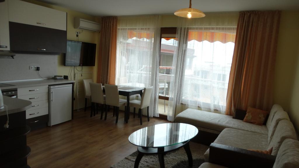 Sunny Sands Studios Burgas Extérieur photo