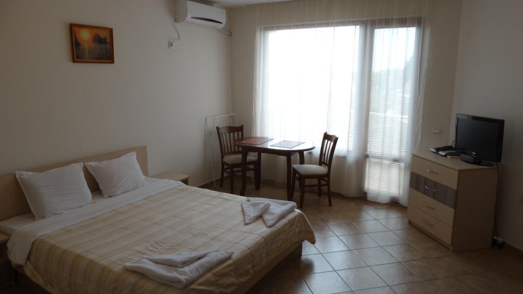 Sunny Sands Studios Burgas Extérieur photo