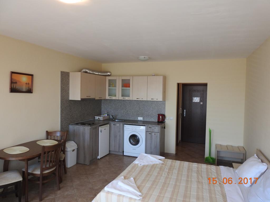 Sunny Sands Studios Burgas Extérieur photo