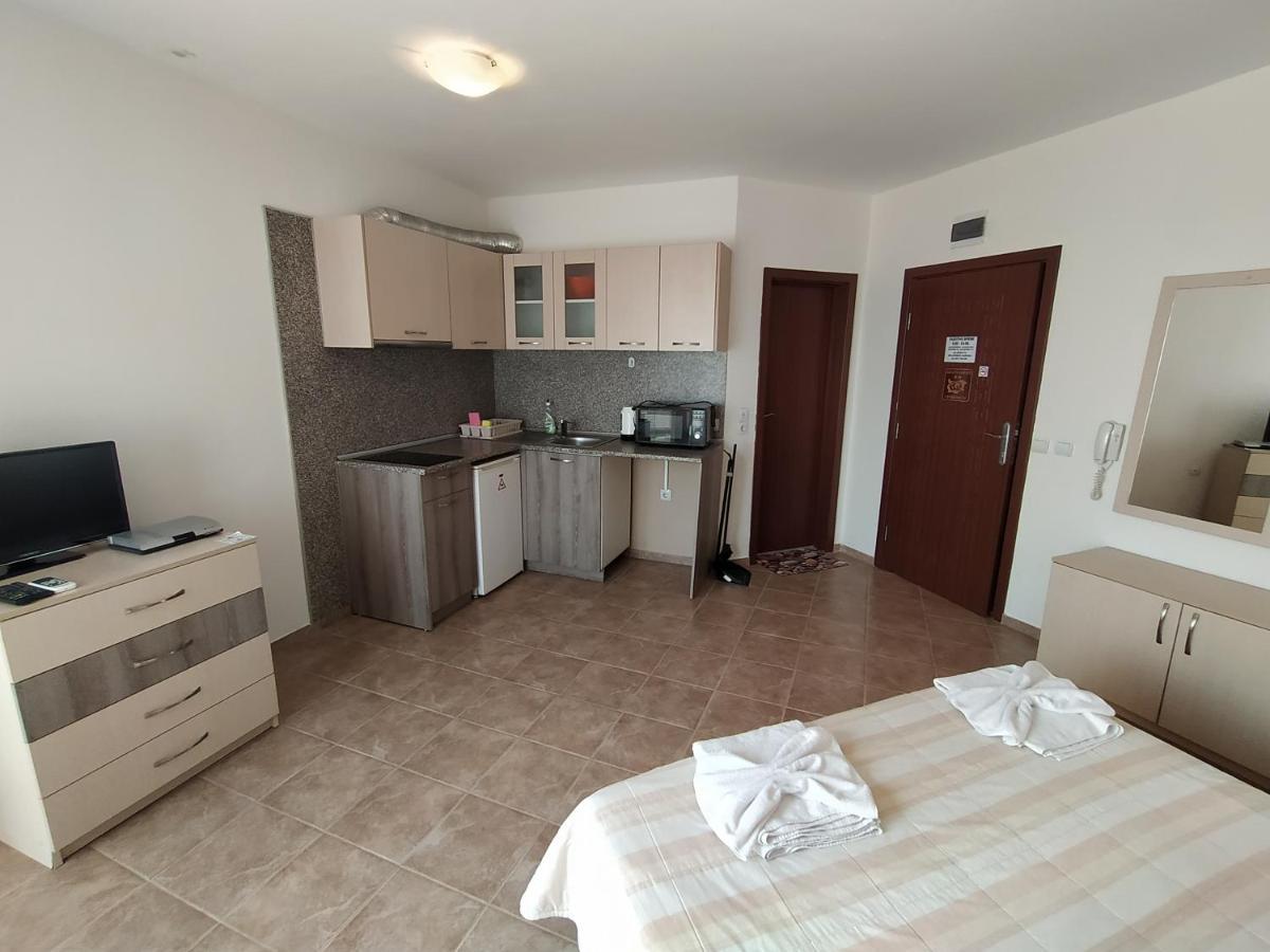Sunny Sands Studios Burgas Extérieur photo